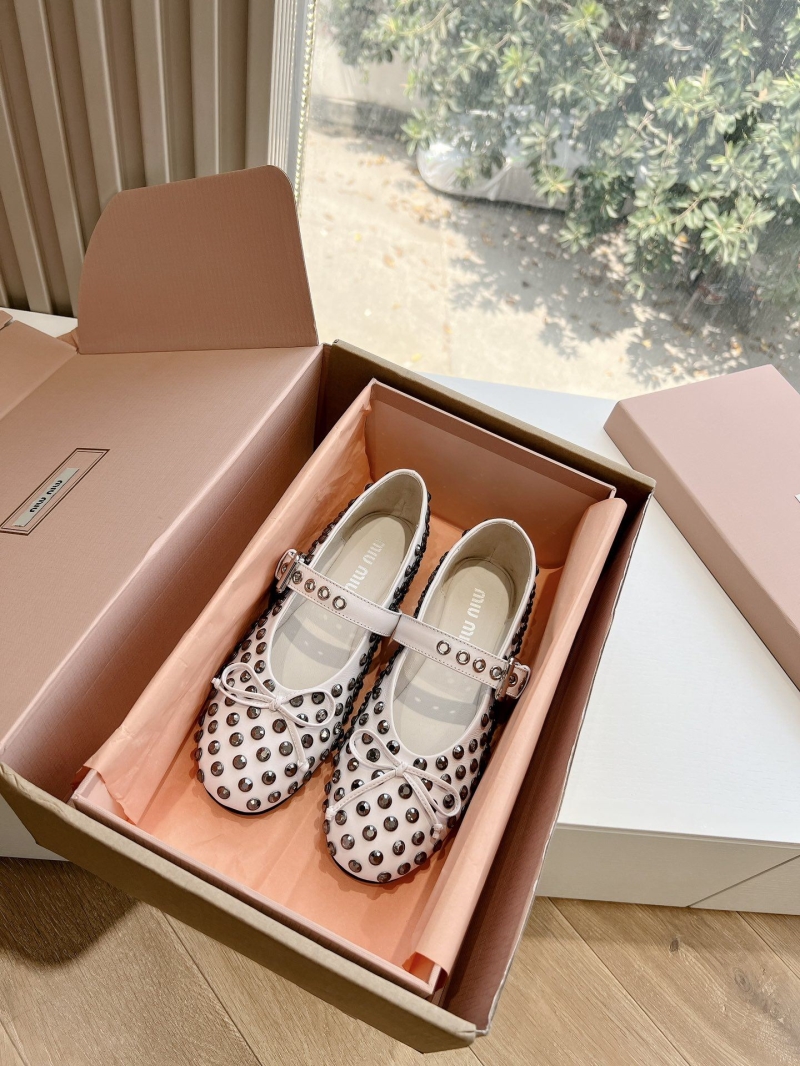 Miu Miu flat shoes